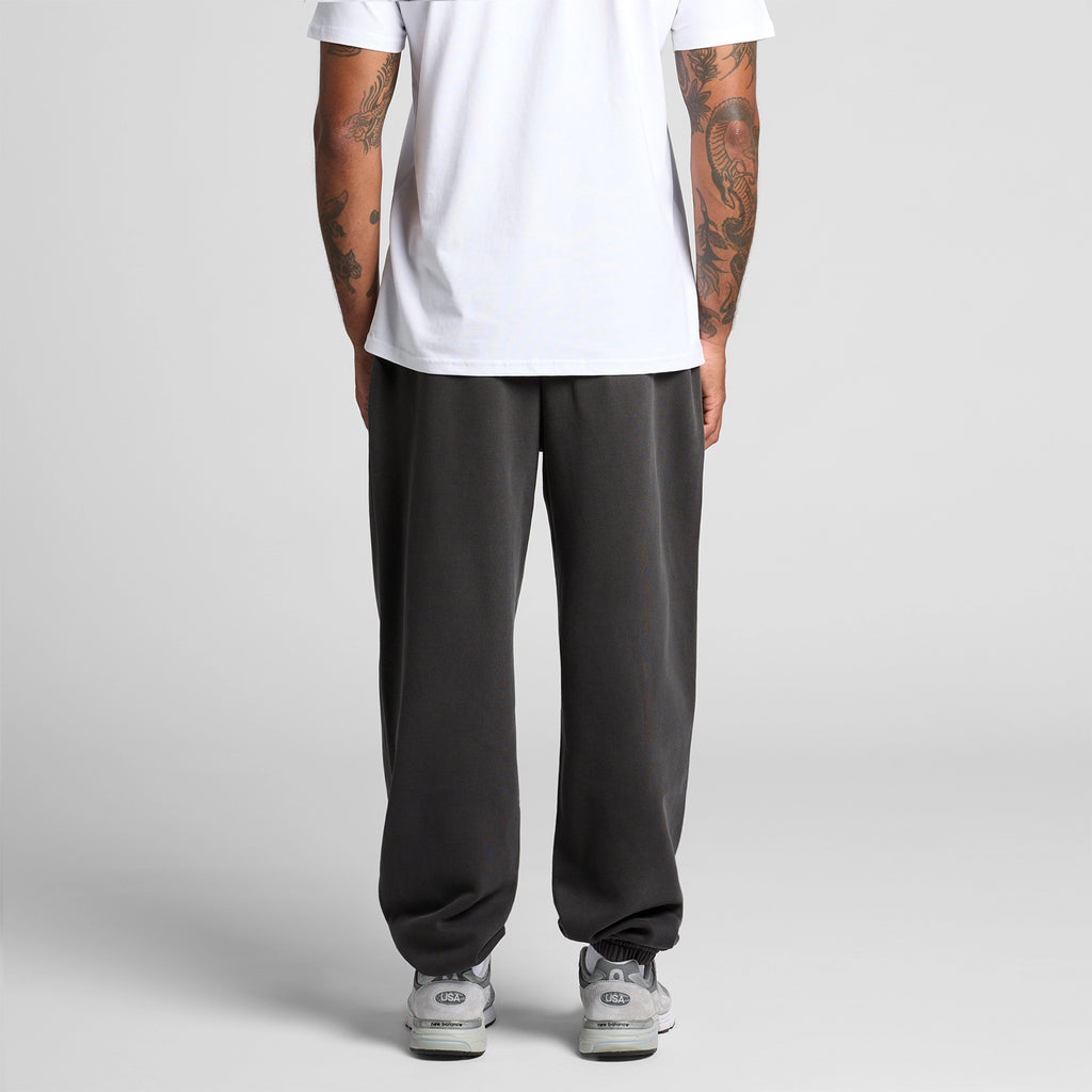 BLACK ESSENTIALS JOGGER