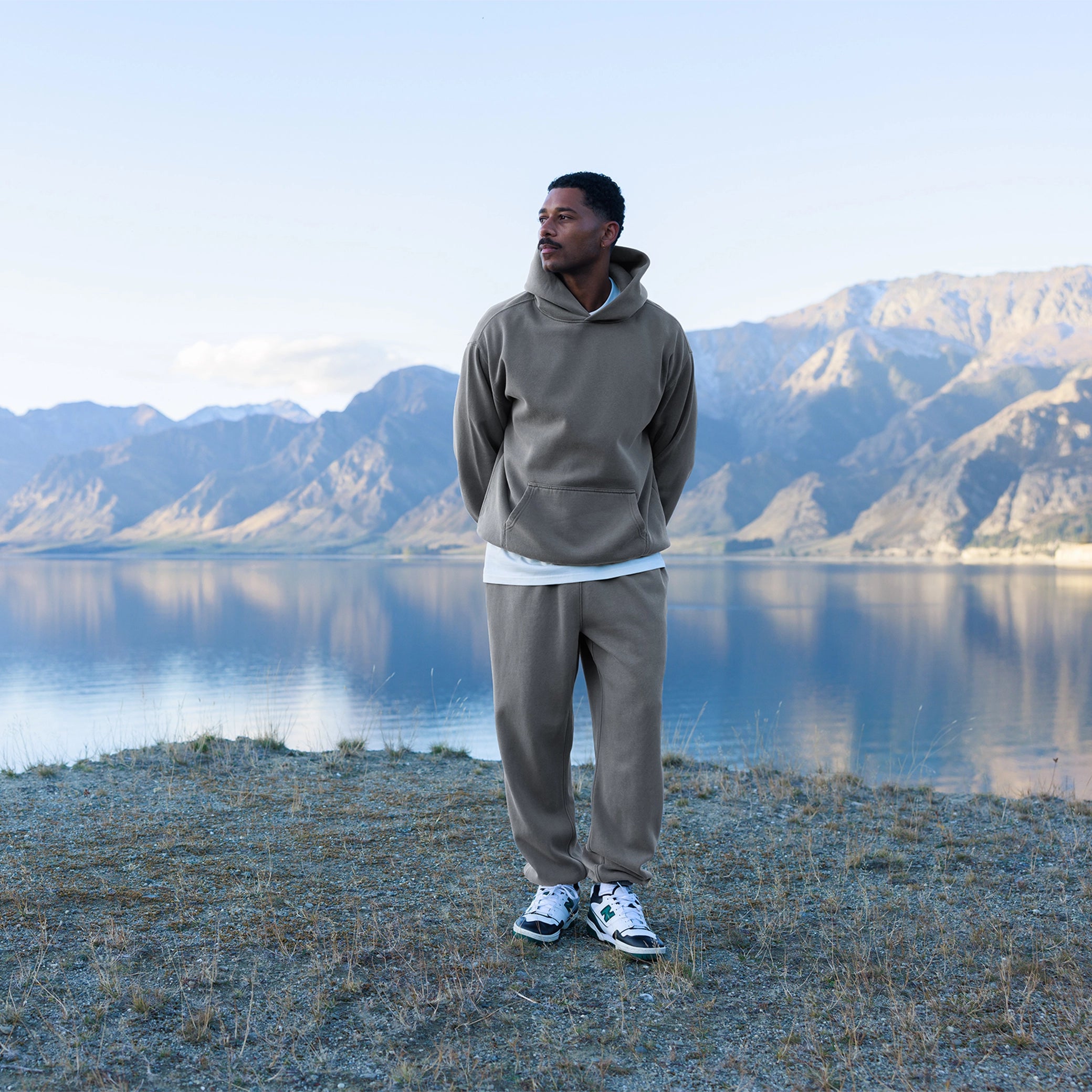 GREY STAR HOODIE